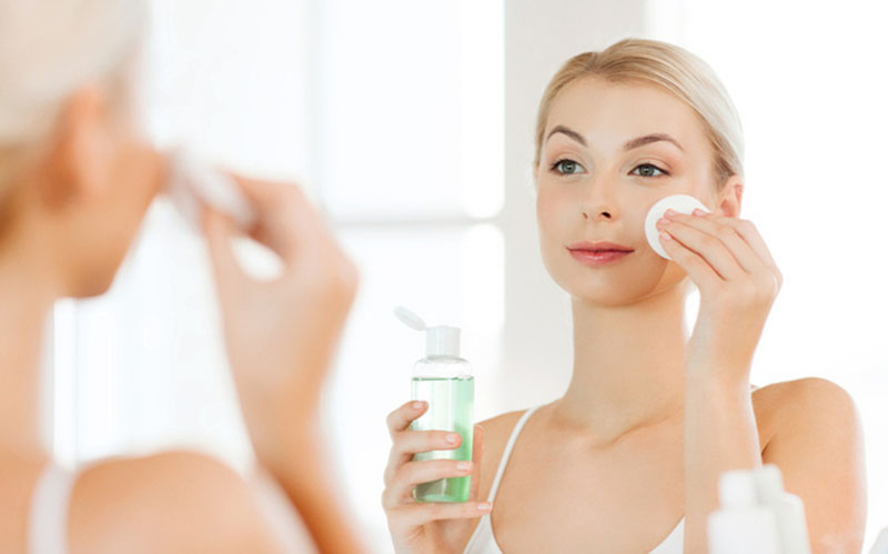 Các bước dưỡng da ban đêm chuyên nghiệp và hiệu quả để có làn da mịn màng, căng bóng