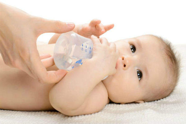 Mỗi ngày cần bao nhiêu nước để duy trì cơ thể khỏe mạnh?